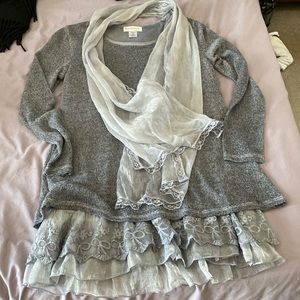 Tunic Lacey hem knit top